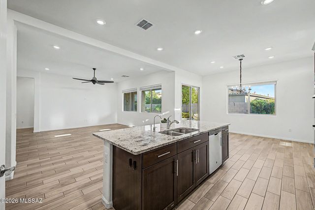 1637 W Aristides Street, Oro Valley, AZ 85704