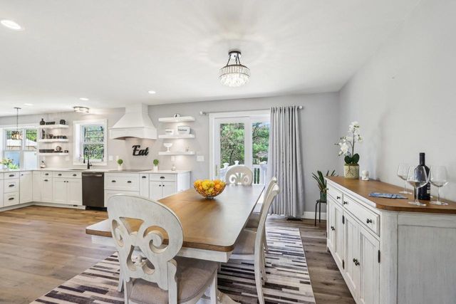 911 Fawn Court, Wisconsin Dells, WI 53965