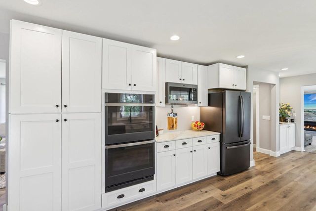 911 Fawn Court, Wisconsin Dells, WI 53965