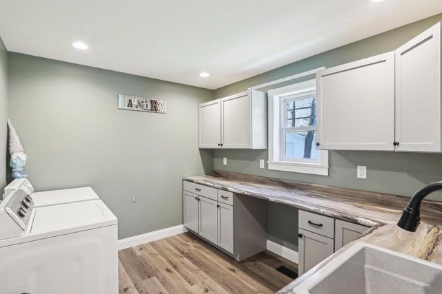 911 Fawn Court, Wisconsin Dells, WI 53965