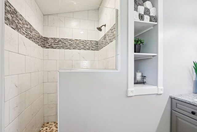 911 Fawn Court, Wisconsin Dells, WI 53965