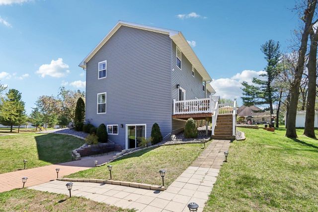 911 Fawn Court, Wisconsin Dells, WI 53965