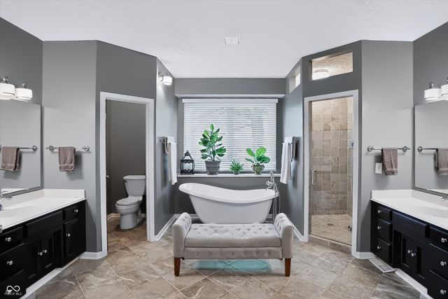 7228 Oak Cove Lane, Noblesville, IN 46062
