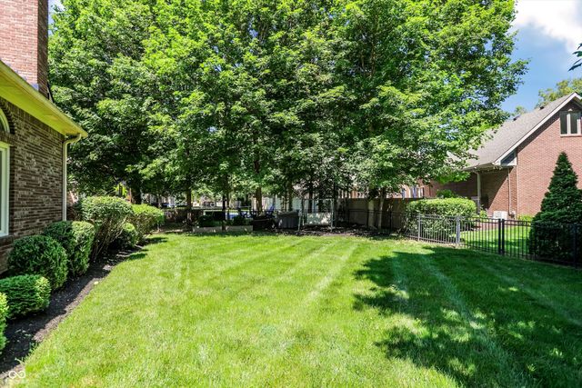 7228 Oak Cove Lane, Noblesville, IN 46062