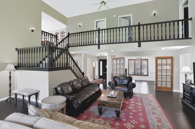 7228 Oak Cove Lane, Noblesville, IN 46062