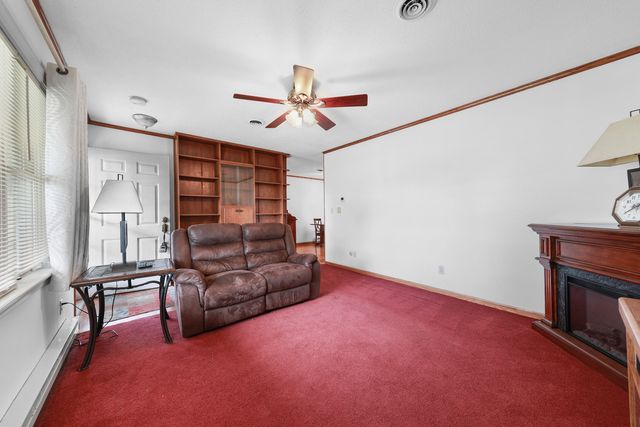 385 S Kankakee Street, Coal City, IL 60416