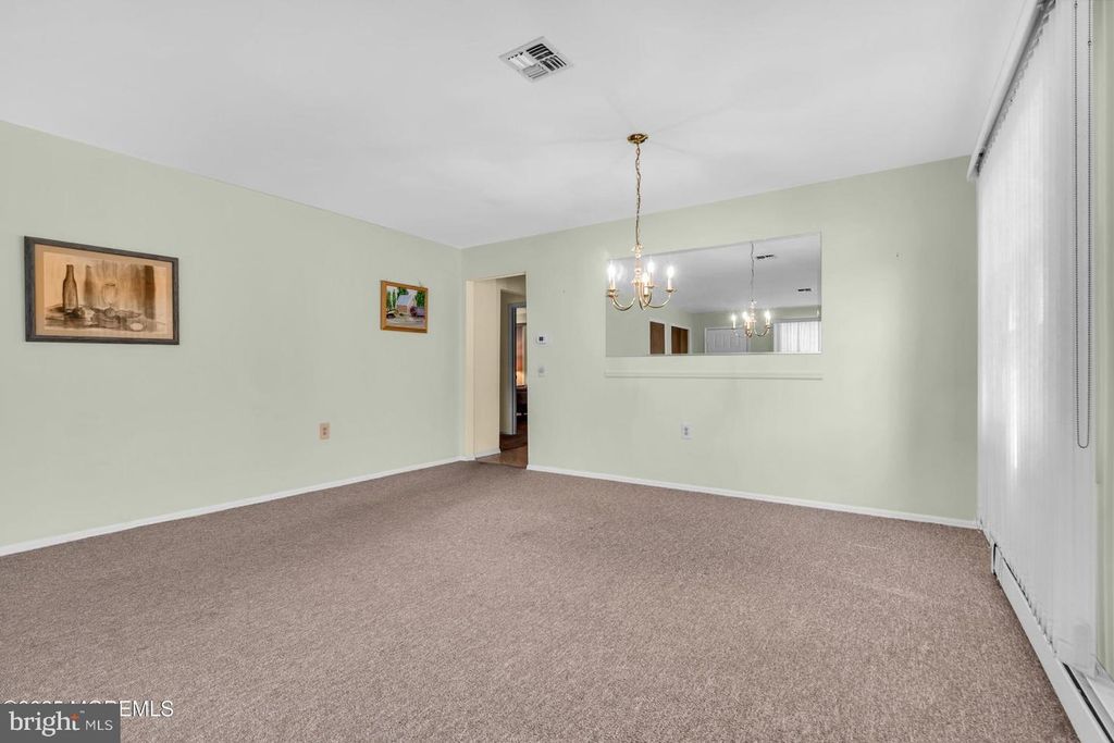 Image 11 of property listing at 46 CARMACKS WAY, Toms River, NJ 08757