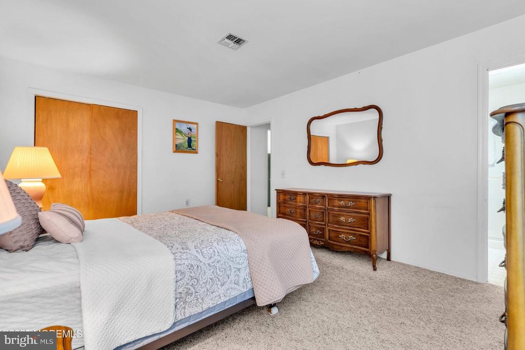 Image 25 of property listing at 46 CARMACKS WAY, Toms River, NJ 08757