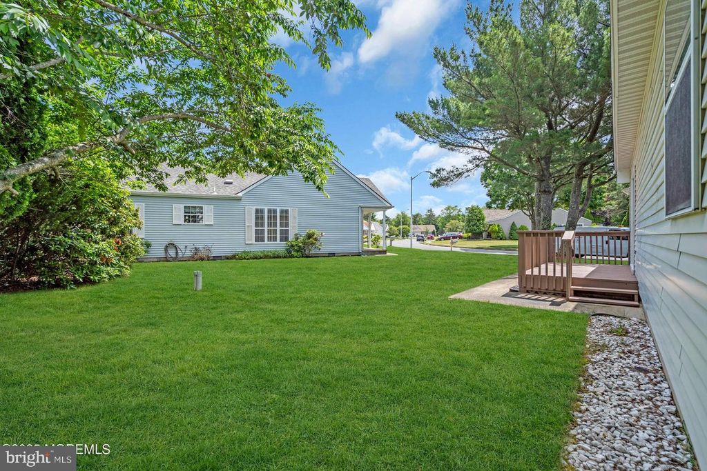Image 32 of property listing at 46 CARMACKS WAY, Toms River, NJ 08757