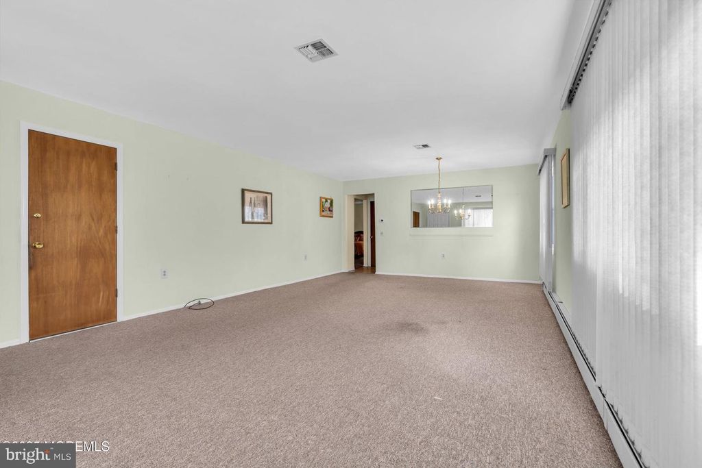 Image 9 of property listing at 46 CARMACKS WAY, Toms River, NJ 08757