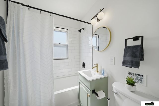 1901 S 28th Street, Lincoln, NE 68502