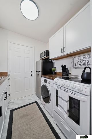 1901 S 28th Street, Lincoln, NE 68502