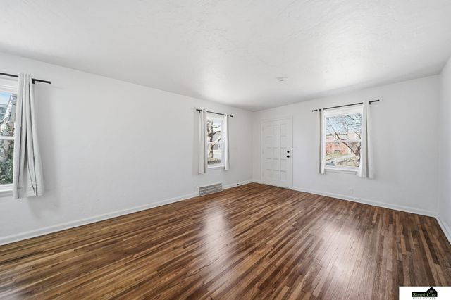 1901 S 28th Street, Lincoln, NE 68502