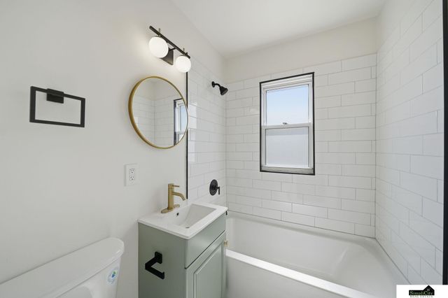 1901 S 28th Street, Lincoln, NE 68502