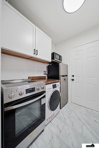 1901 S 28th Street, Lincoln, NE 68502