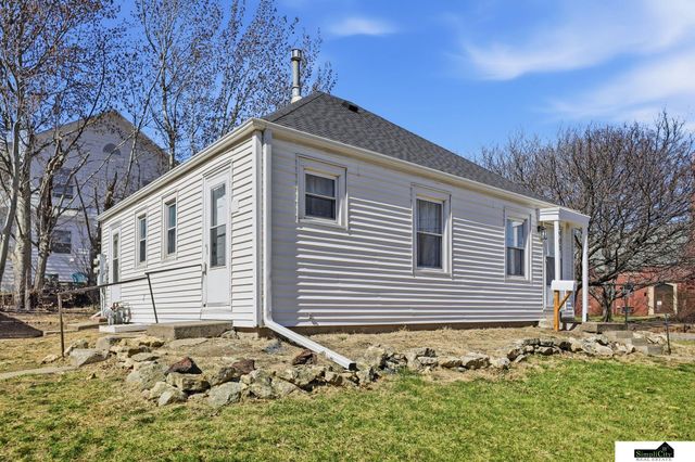 1901 S 28th Street, Lincoln, NE 68502