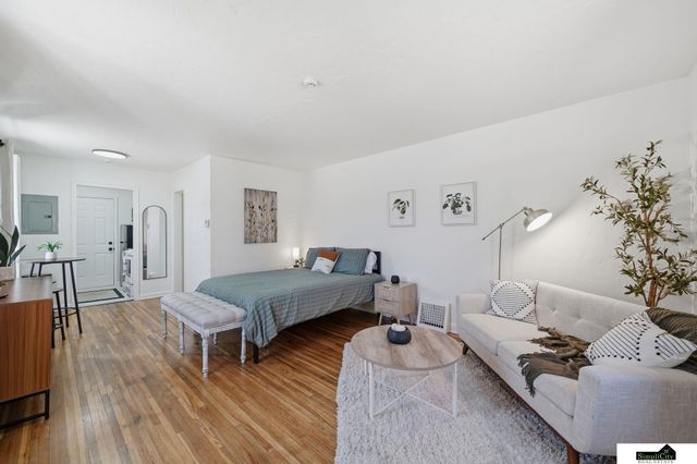 1901 S 28th Street, Lincoln, NE 68502