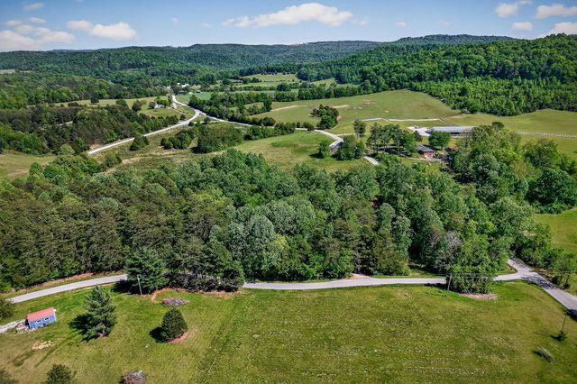 305 Caney Bend Rd, Doyle, TN 38559