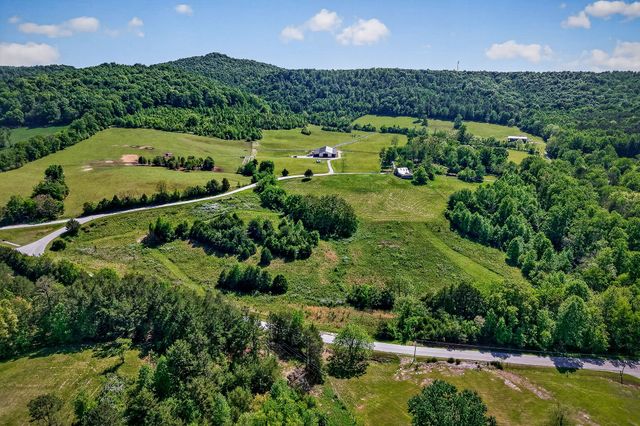 305 Caney Bend Rd, Doyle, TN 38559