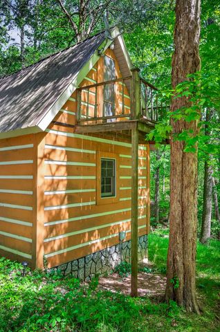 305 Caney Bend Rd, Doyle, TN 38559