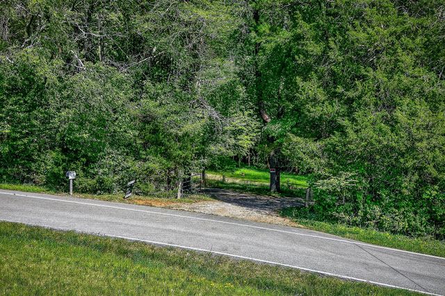 305 Caney Bend Rd, Doyle, TN 38559