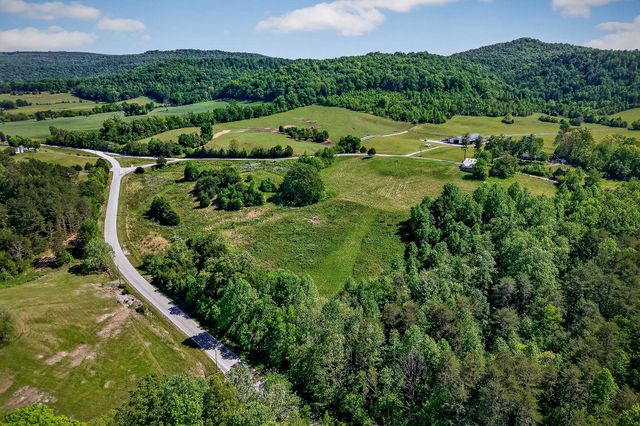 305 Caney Bend Rd, Doyle, TN 38559