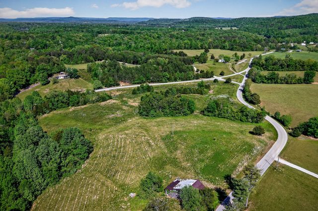 305 Caney Bend Rd, Doyle, TN 38559