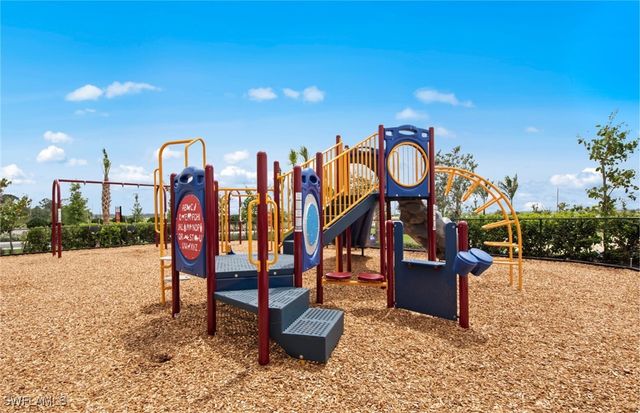 1026 Caloosa Breeze DR, Labelle, FL 33935