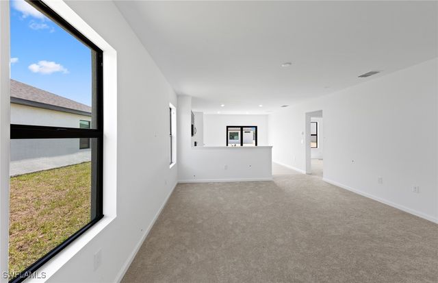 1026 Caloosa Breeze DR, Labelle, FL 33935