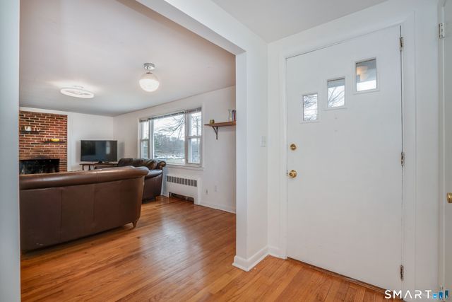 422 South Main Street, West Hartford, CT 06110