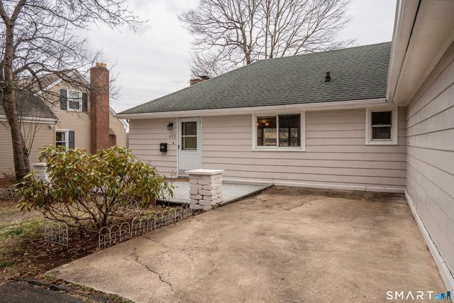 422 South Main Street, West Hartford, CT 06110