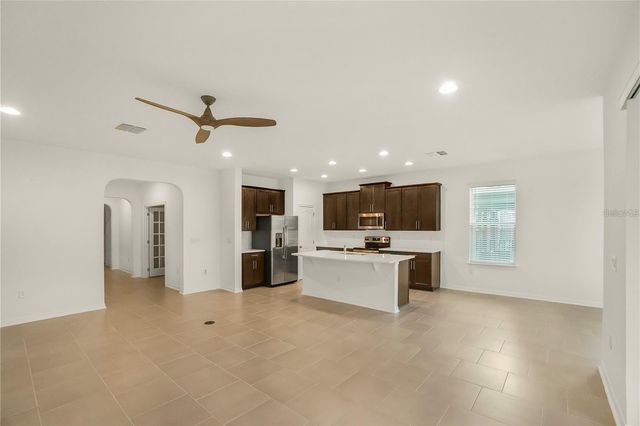 7047 OXBOW ROAD, Minneola, FL 34715