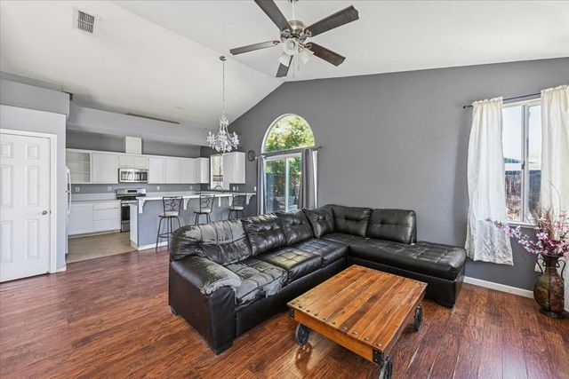 1335 Trevor Way, Roseville, CA 95678