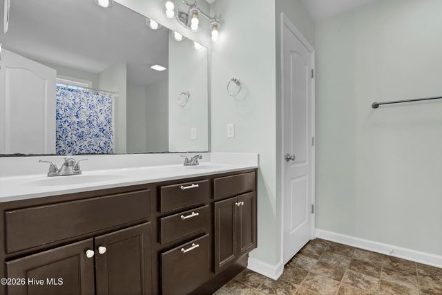 186 Windfield Lane, Holly Ridge, NC 28445