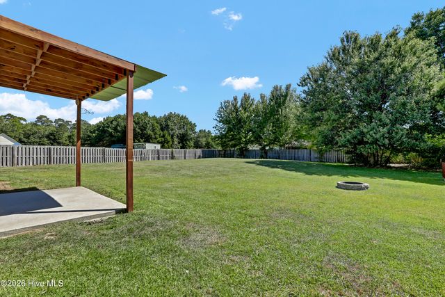 186 Windfield Lane, Holly Ridge, NC 28445
