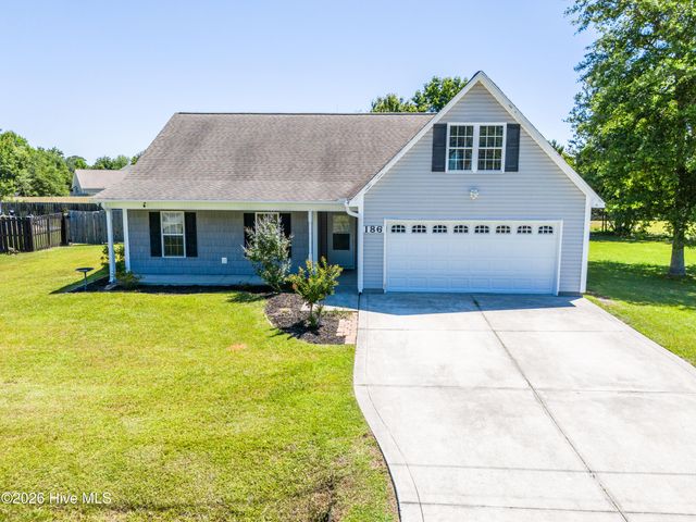 186 Windfield Lane, Holly Ridge, NC 28445