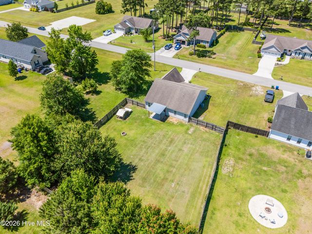 186 Windfield Lane, Holly Ridge, NC 28445