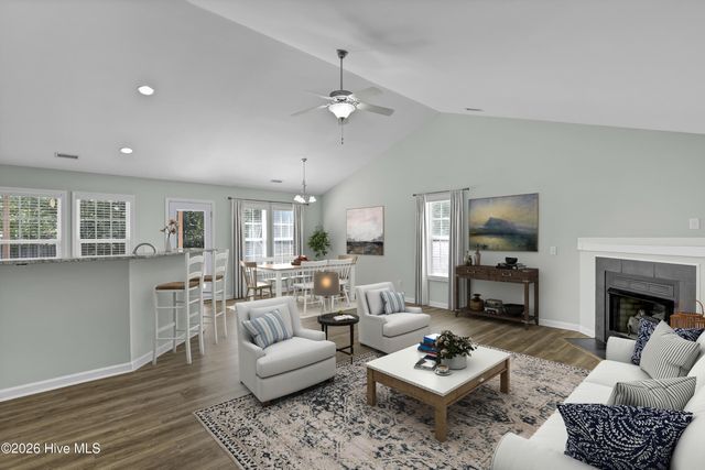 186 Windfield Lane, Holly Ridge, NC 28445