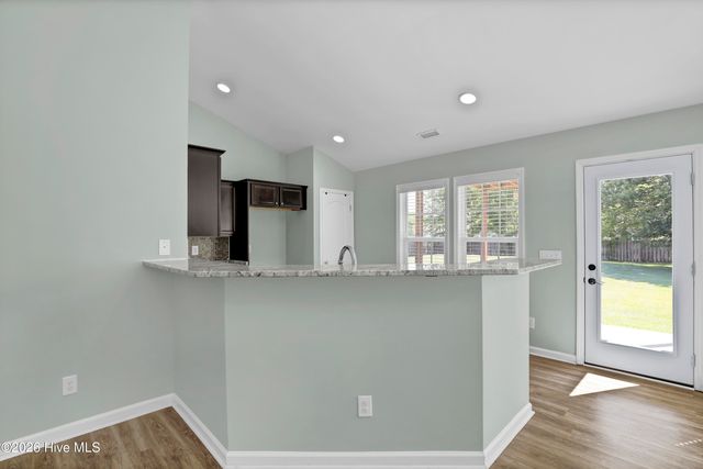 186 Windfield Lane, Holly Ridge, NC 28445
