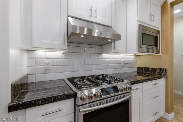 2718 Riceville Drive, Henderson, NV 89052