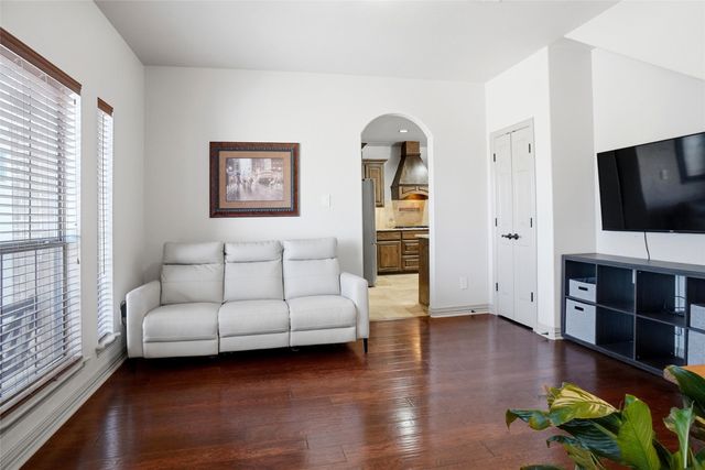 7337 Lake Rock Drive, Fort Worth, TX 76179