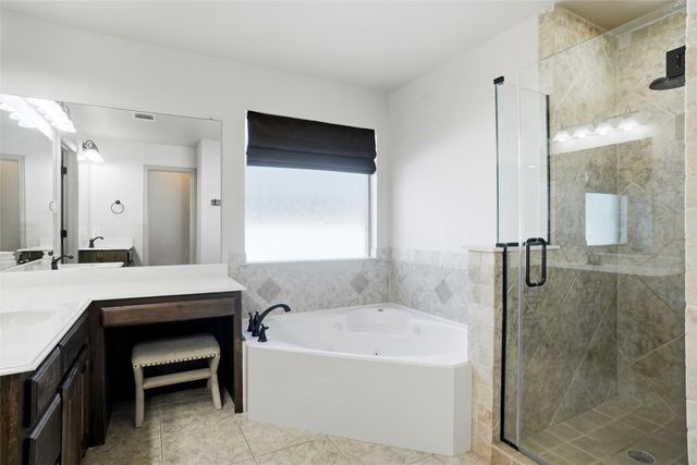 7337 Lake Rock Drive, Fort Worth, TX 76179