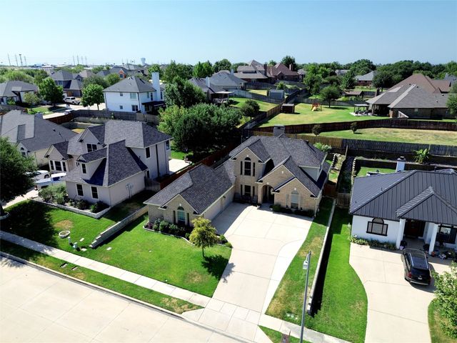 7337 Lake Rock Drive, Fort Worth, TX 76179