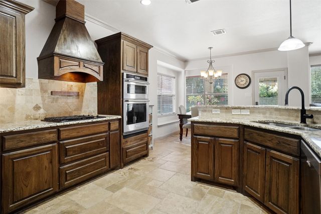 7337 Lake Rock Drive, Fort Worth, TX 76179