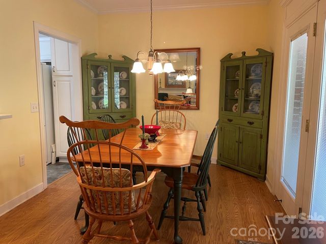 479 26th Avenue NE B, Hickory, NC 28601