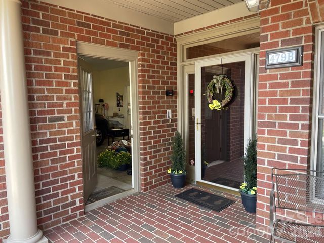 479 26th Avenue NE B, Hickory, NC 28601