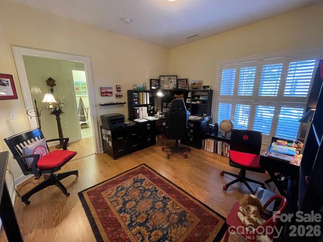 479 26th Avenue NE B, Hickory, NC 28601