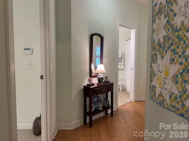 479 26th Avenue NE B, Hickory, NC 28601