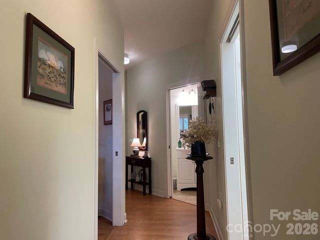479 26th Avenue NE B, Hickory, NC 28601