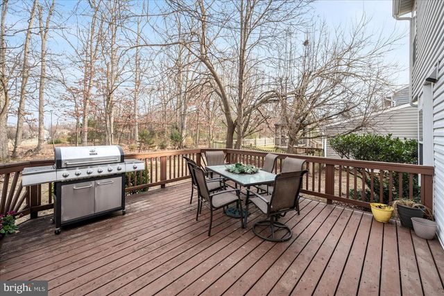 20956 HOLLYBERRY CT, Ashburn, VA 20147